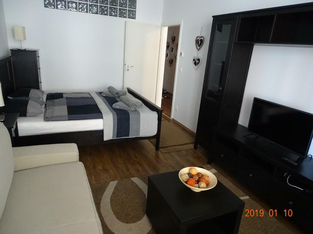 Galeriusbeach Deluxe Apartment Siofok Exterior photo