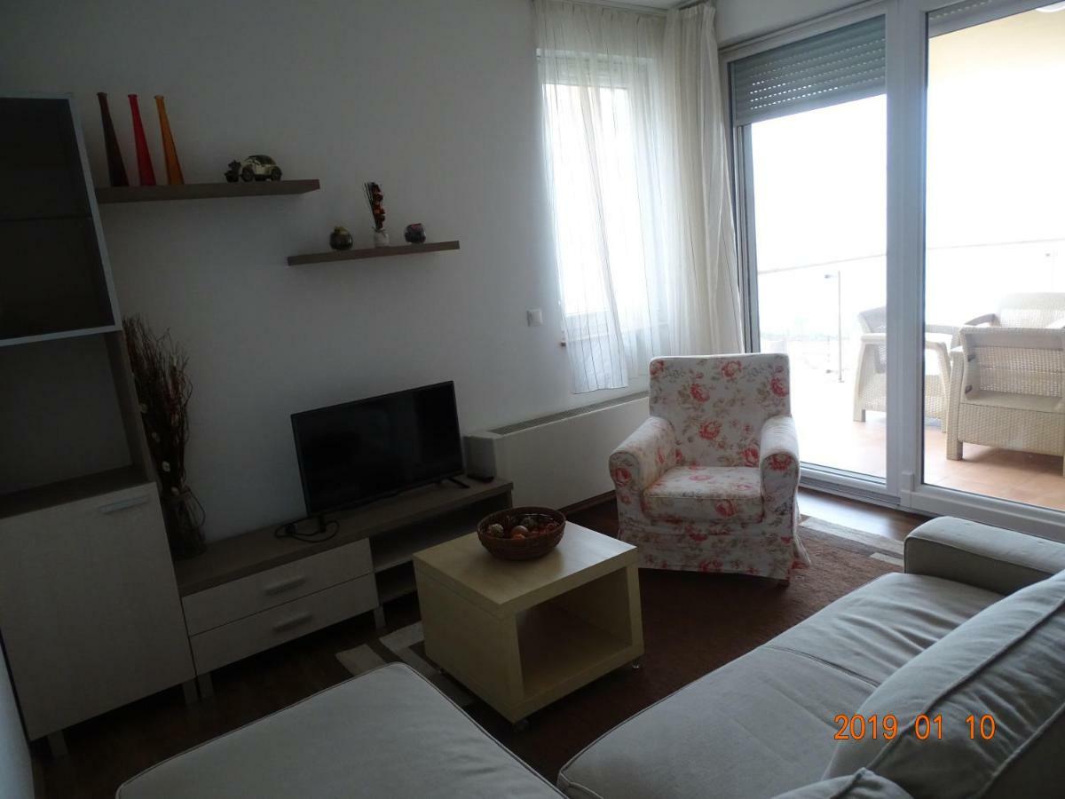 Galeriusbeach Deluxe Apartment Siofok Exterior photo
