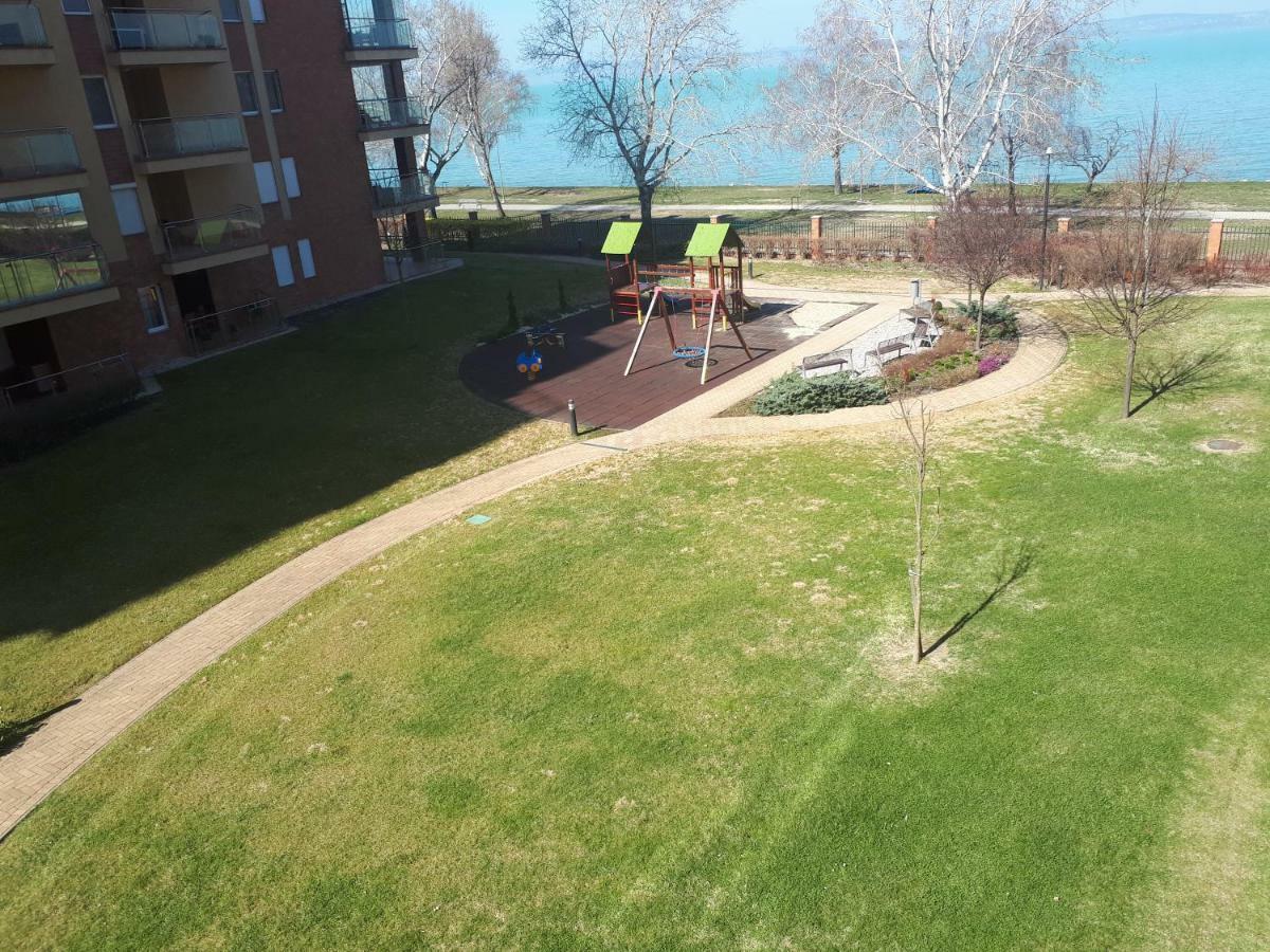 Galeriusbeach Deluxe Apartment Siofok Exterior photo
